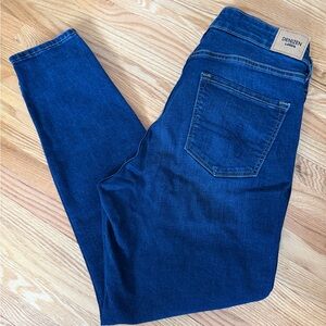 Denizen from Levi's Women's Skinny Jeans - Dark Blue